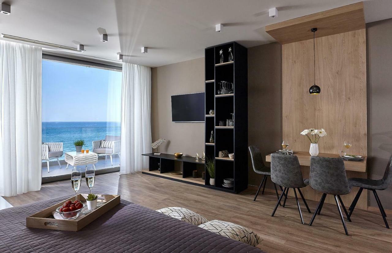 Seafront Apartments By Myseasight Herszonisszosz Kültér fotó